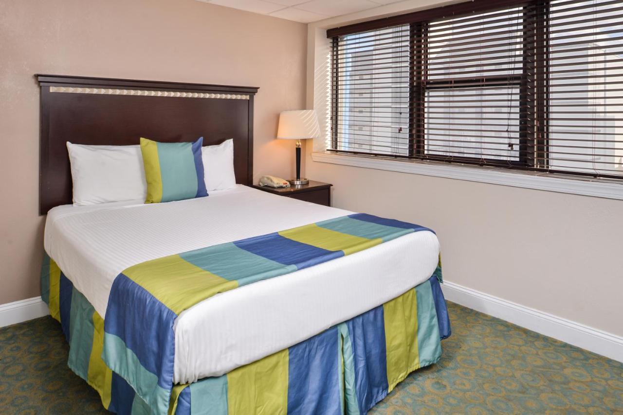 19 Atlantic Hotel Virginia Beach Bagian luar foto