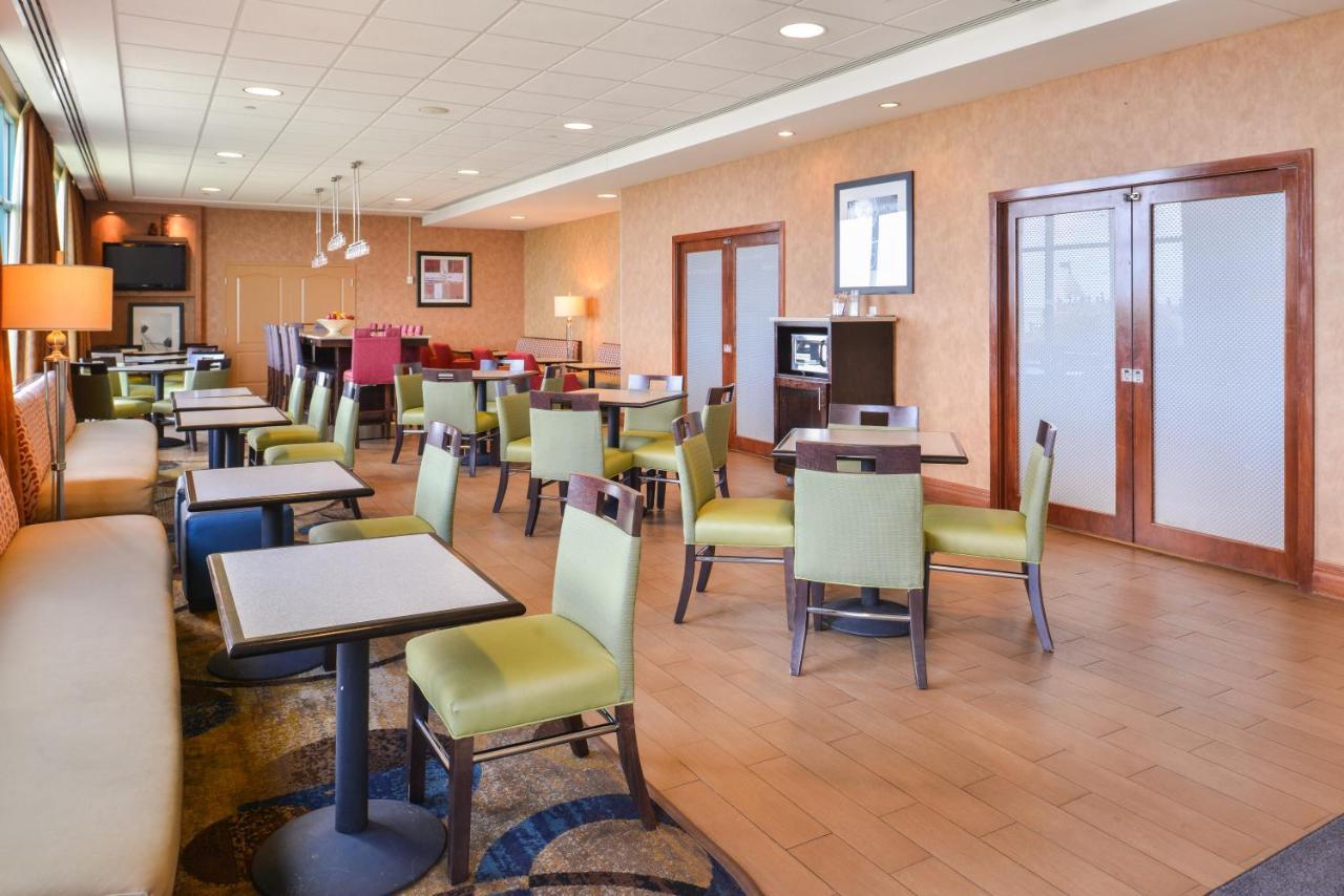 19 Atlantic Hotel Virginia Beach Bagian luar foto